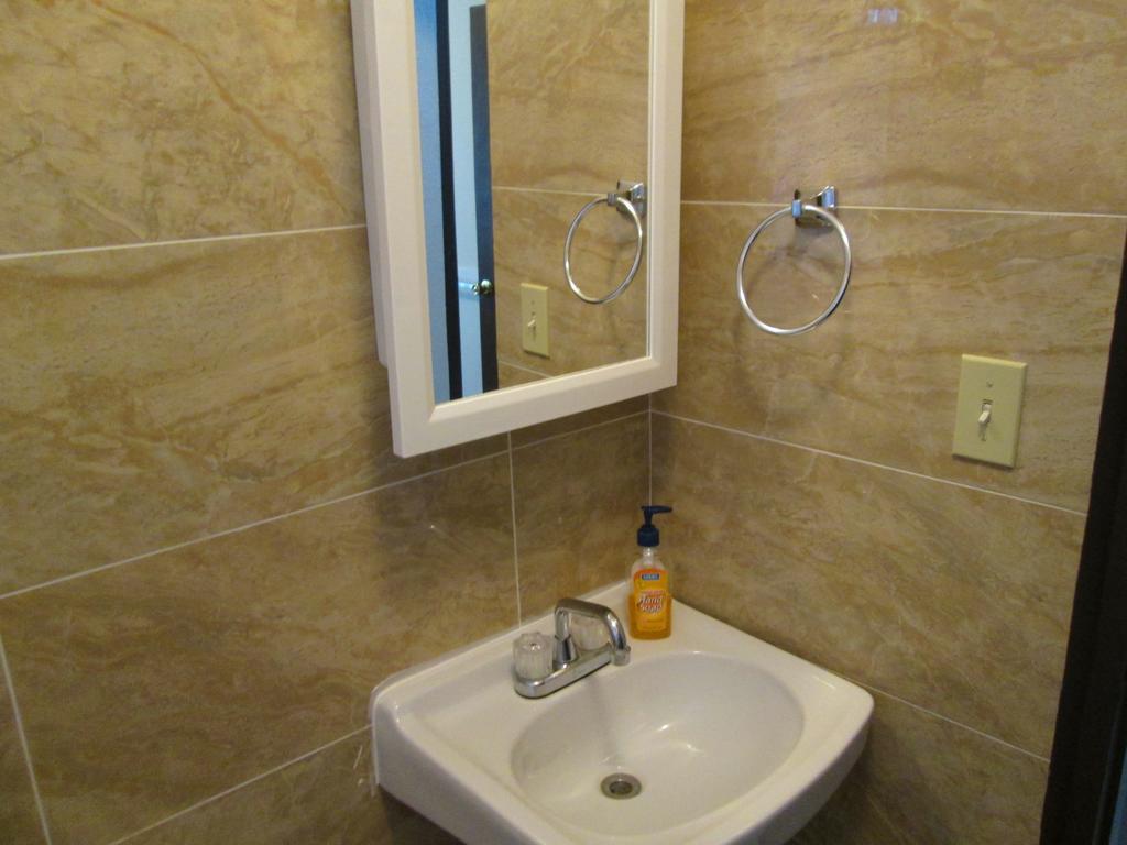Pedro'S Place Тамунинг Экстерьер фото