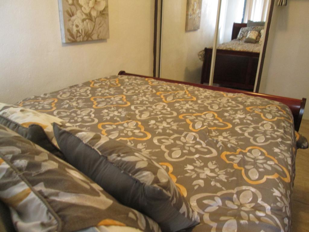 Pedro'S Place Тамунинг Экстерьер фото